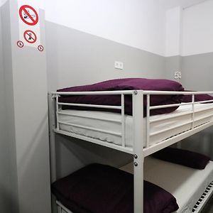 Gemenschappelijk Kamer Alleen voor Vrouwen